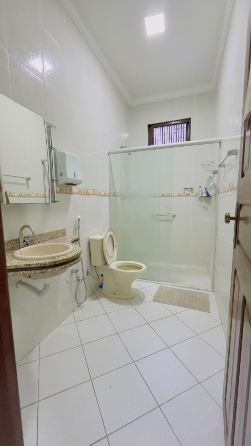 Casa, 3 quartos, 250 m² - Foto 9