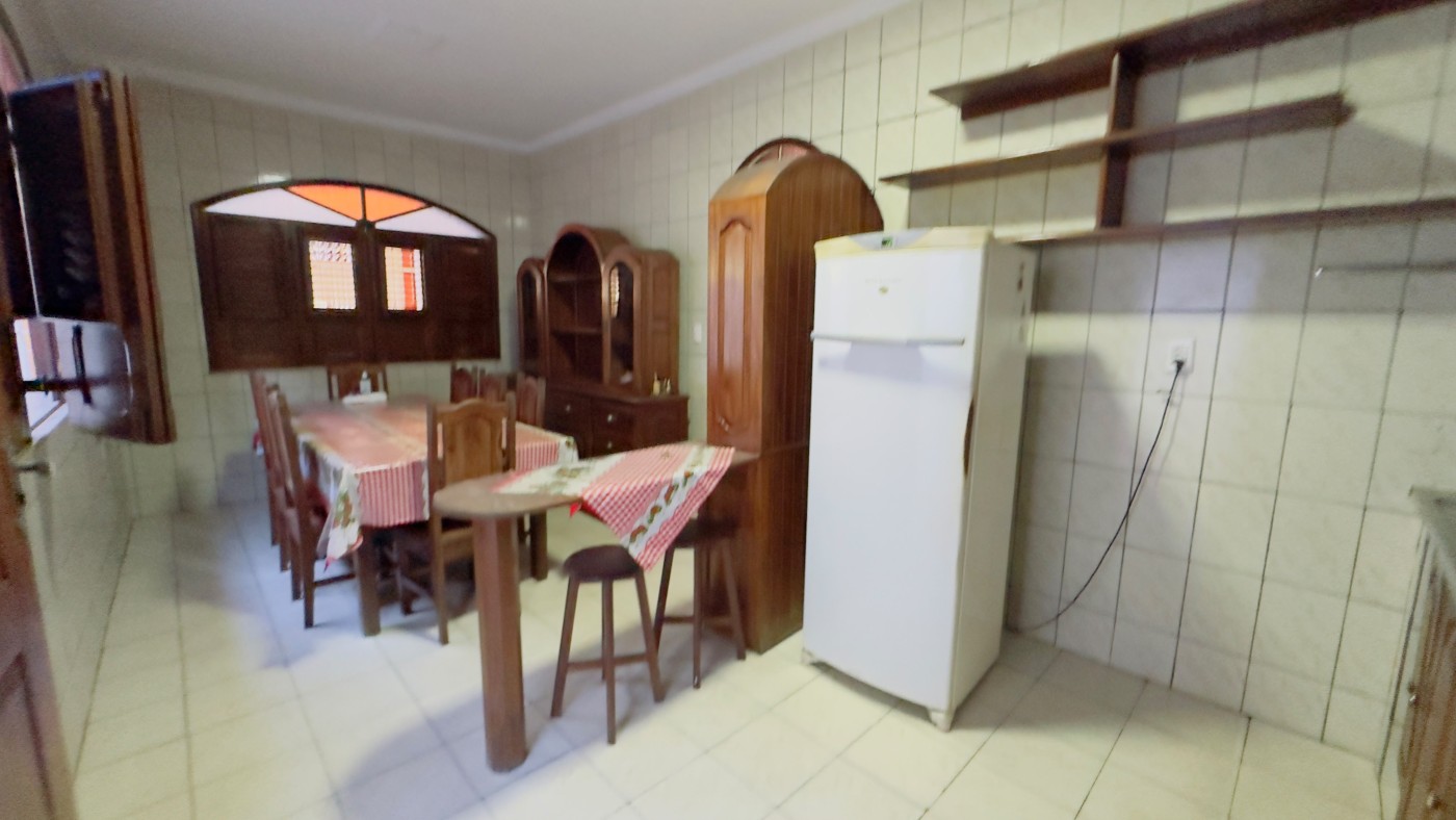 Casa, 3 quartos, 250 m² - Foto 13